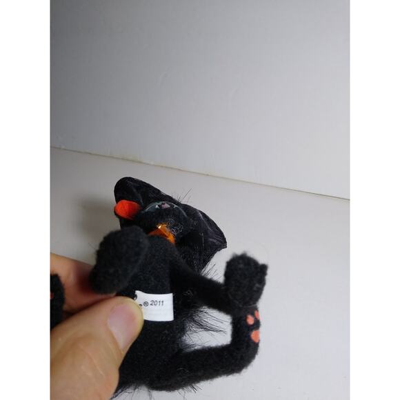 Annalee Black Cat Artist Doll Halloween 5 Inch Hand Painted 2011 - Picture 4 of 4